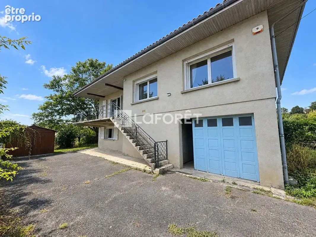 Maison Saint Germain De La Riviere 7 pièce(s) 150 m2 - photo 7