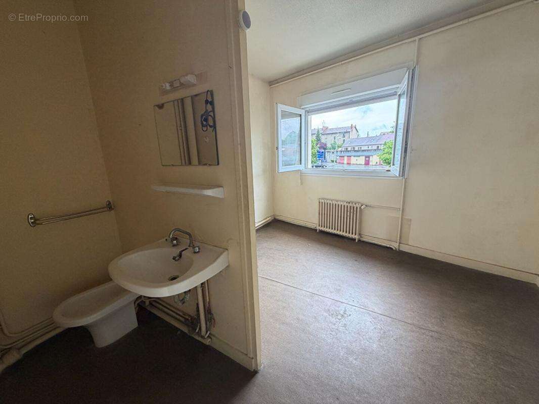 Appartement à IMPHY