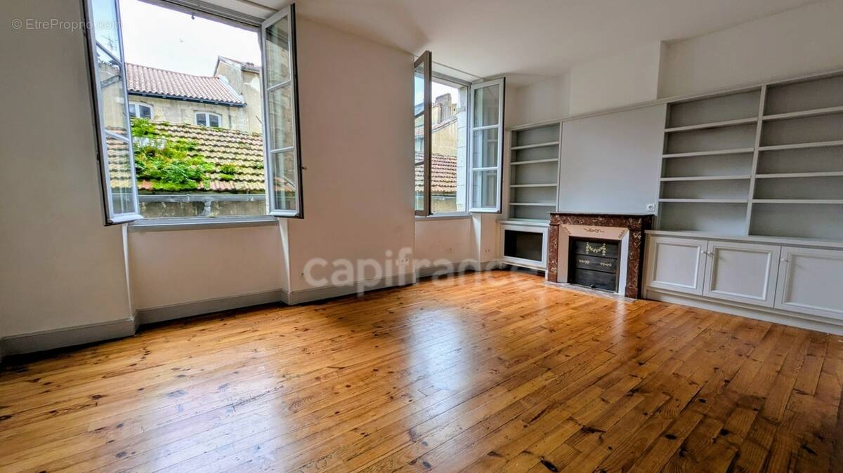 Appartement à BAYONNE