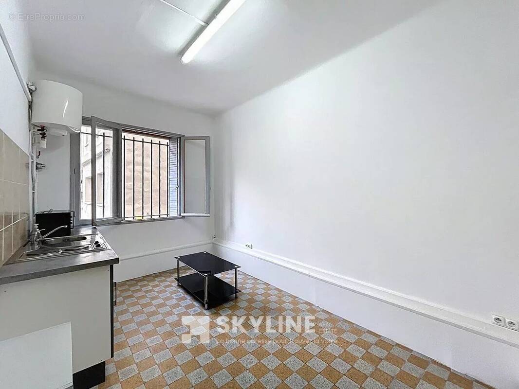 Appartement à MARSEILLE-8E
