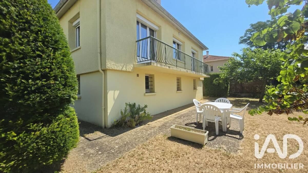 Photo 1 - Maison à ROMANS-SUR-ISERE