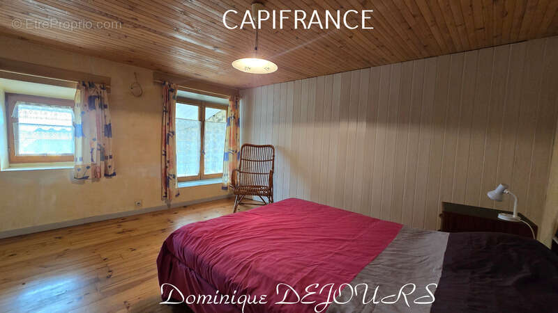 Maison à SAINT-FORTUNAT-SUR-EYRIEUX