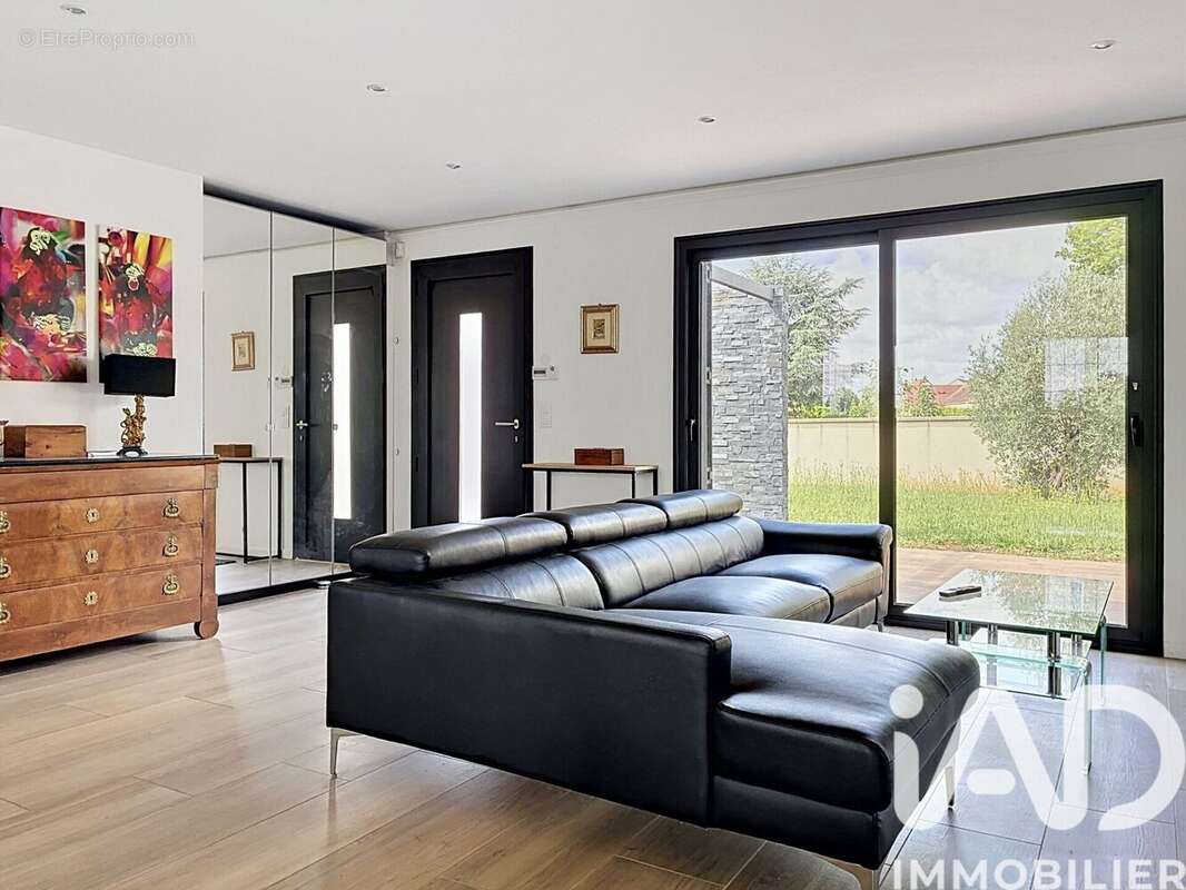 Maison 122 m² à Nargis  - photo 5