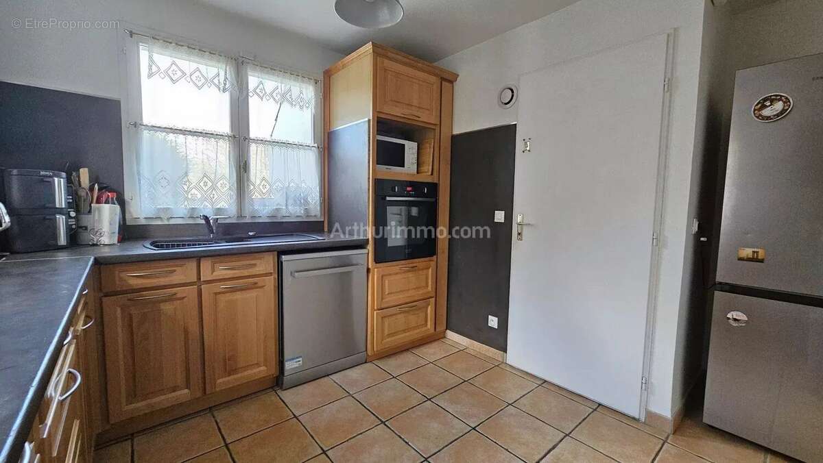 Maison à LEUVILLE-SUR-ORGE