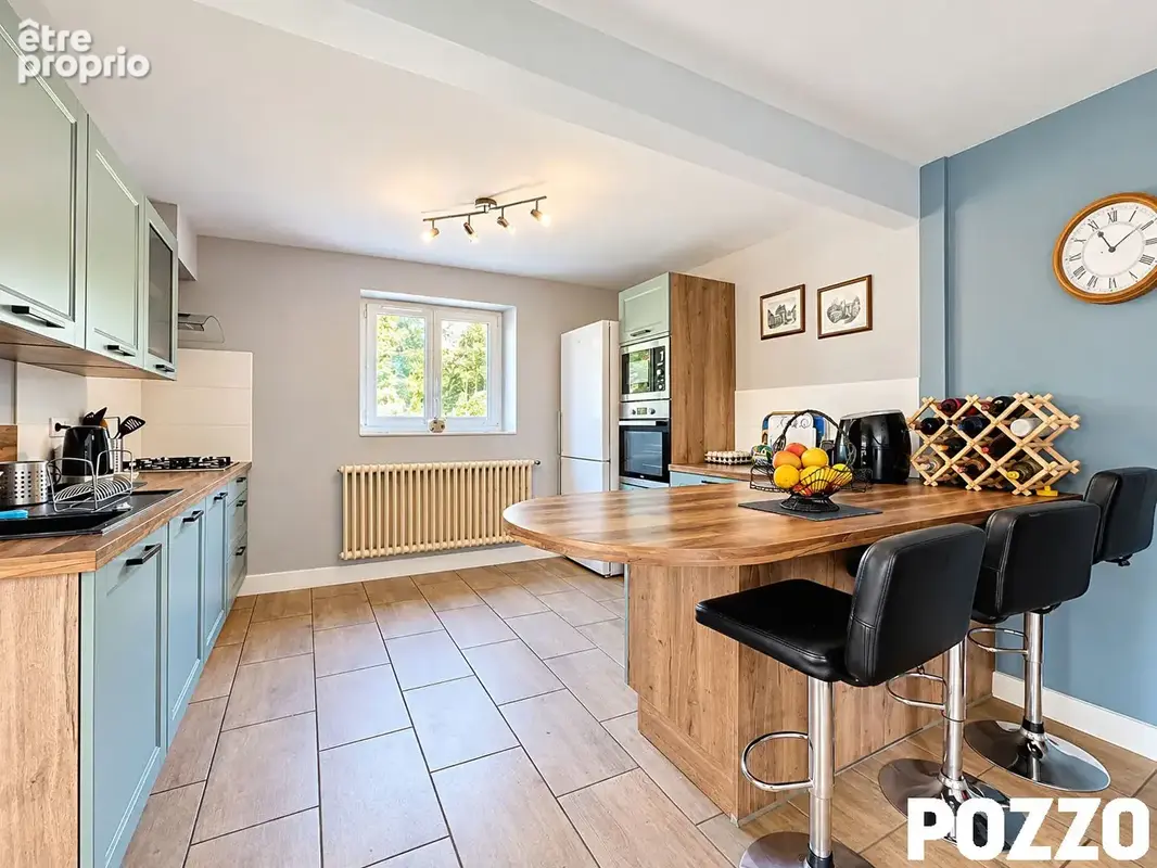 A Vendre - LAPENTY - Maison 10 pièce(s) 196 m² - VASTE TERRAIN - photo 7