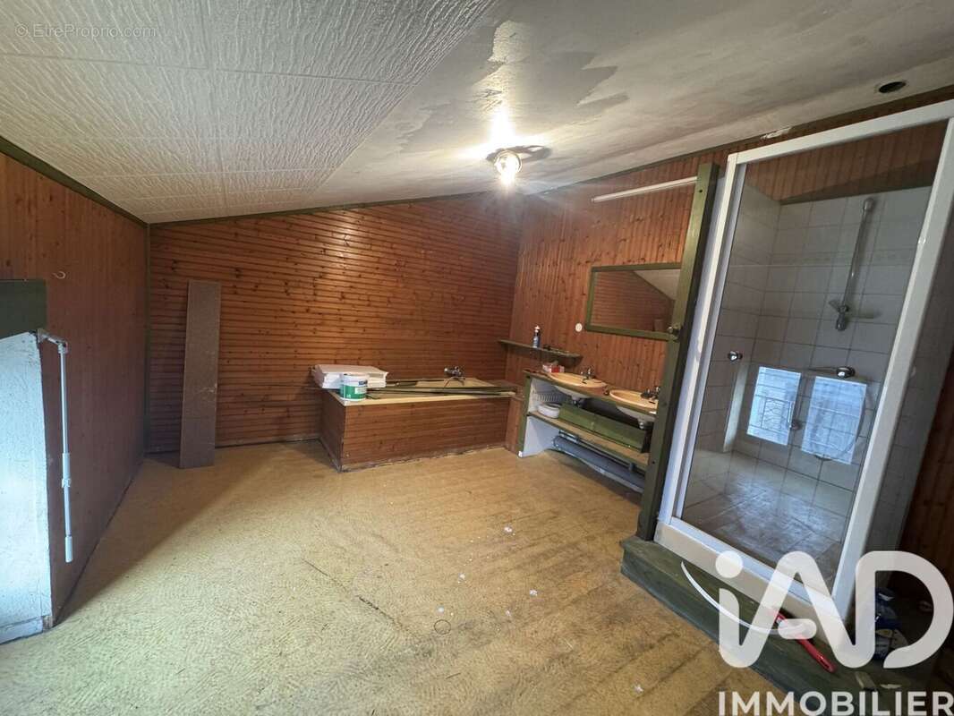 Photo 8 - Maison à RUELLE-SUR-TOUVRE