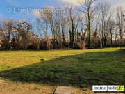 Terrain à LA BOISSIERE-ECOLE