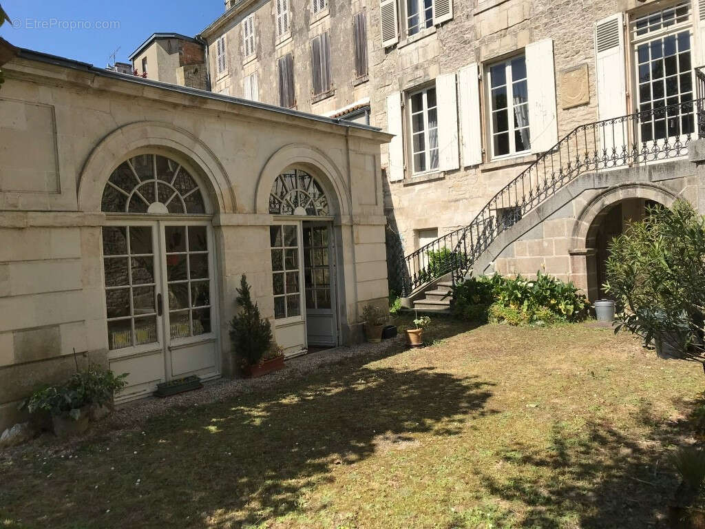 Maison à FONTENAY-LE-COMTE