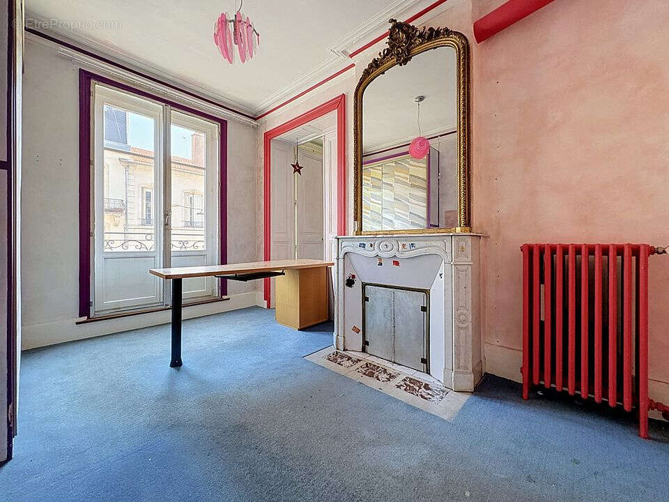 Nancy Centre   Appartement de caractère de 128 m2 à rénover - photo 6