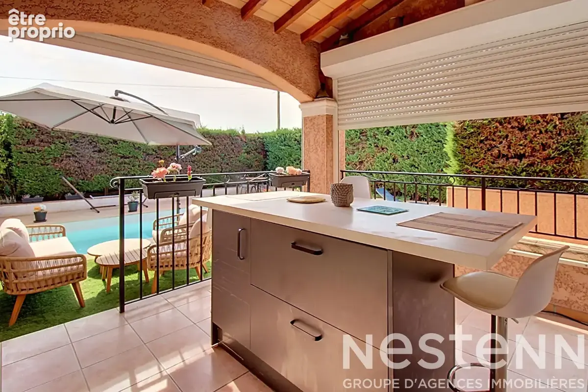 A VENDRE - Maison Vidauban 5 pièces 123m2, piscine , garage  , sous sol  et cave. - photo 2