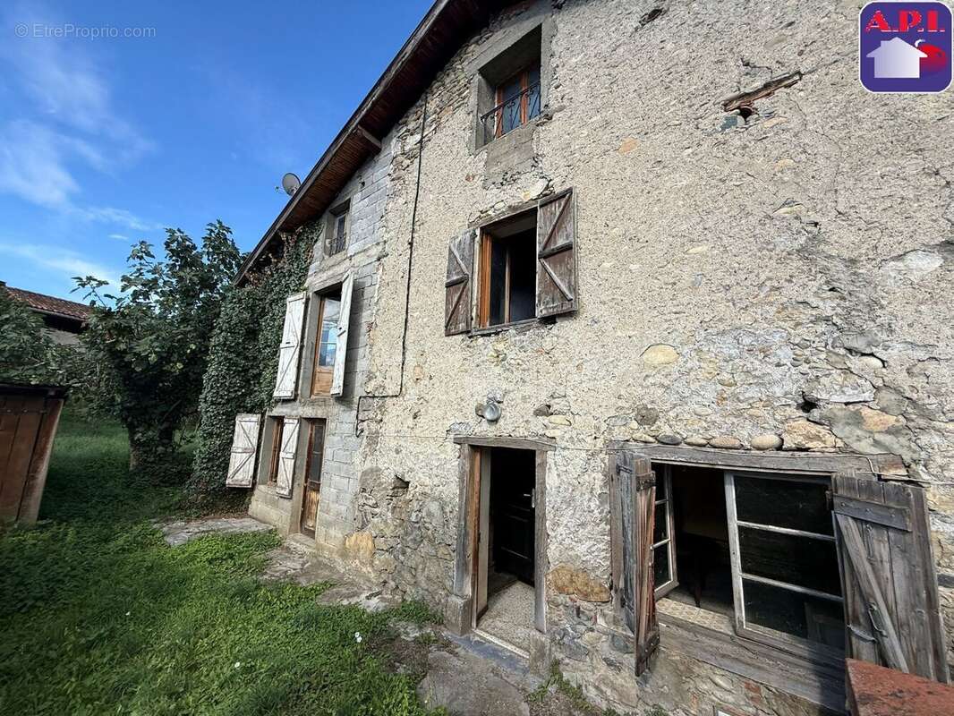 Maison à LORP-SENTARAILLE