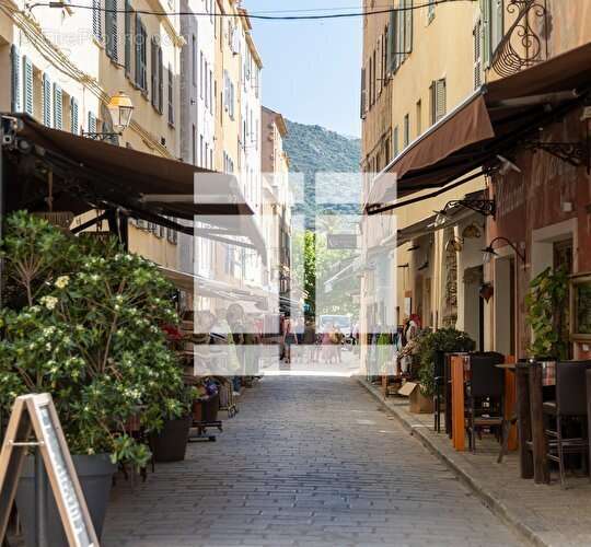 Appartement à L'ILE-ROUSSE