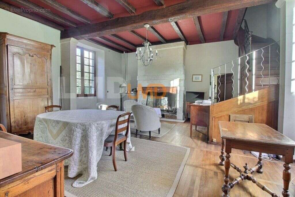 Maison à CHASSENEUIL-DU-POITOU