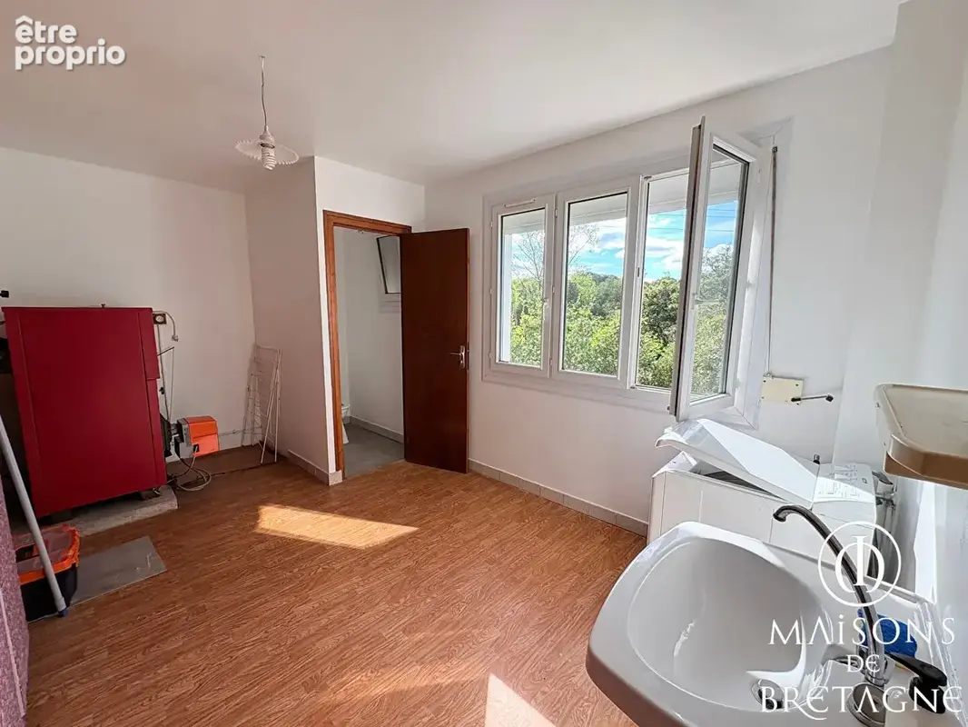 Maison Guiscriff 7 pièce(s) 195 m2 - photo 5