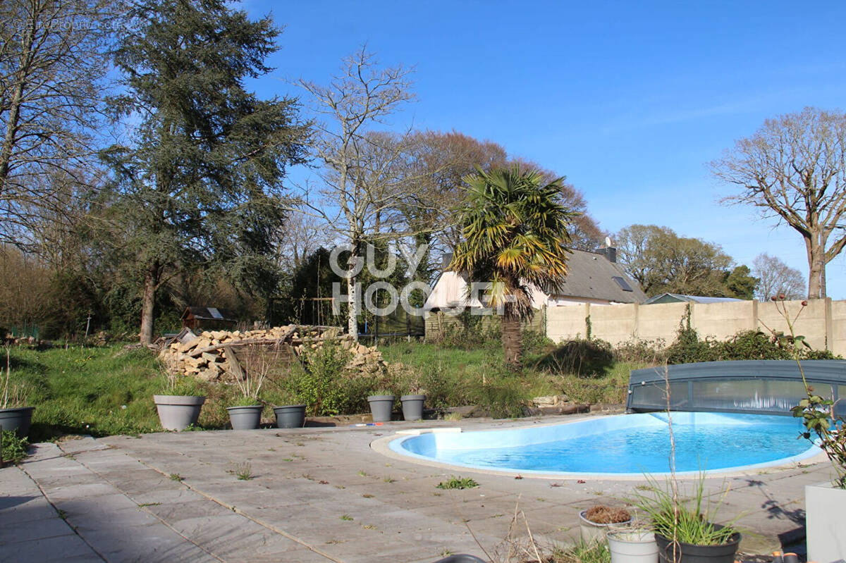 Maison à SAINT-NOLFF