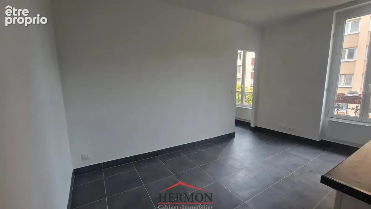 Appartement 2 pièces à Clichy (92110) - photo 2