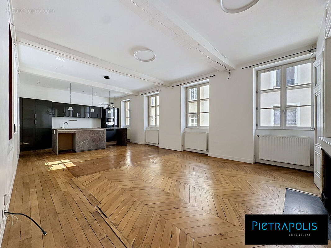 Appartement à LYON-1E