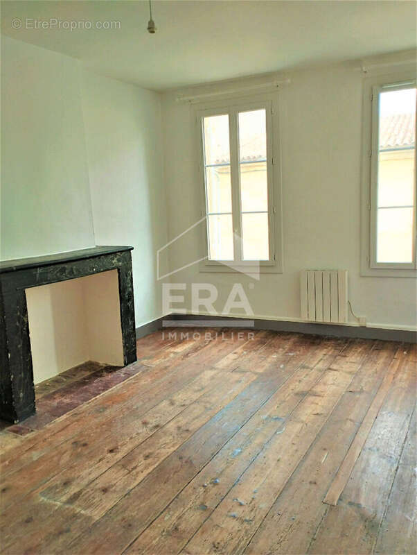 Maison à CASTILLON-LA-BATAILLE