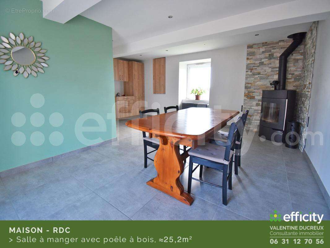 Maison à CHAZELLES-SUR-LYON