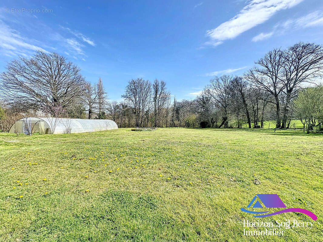 Jardin - Maison à BONNAT