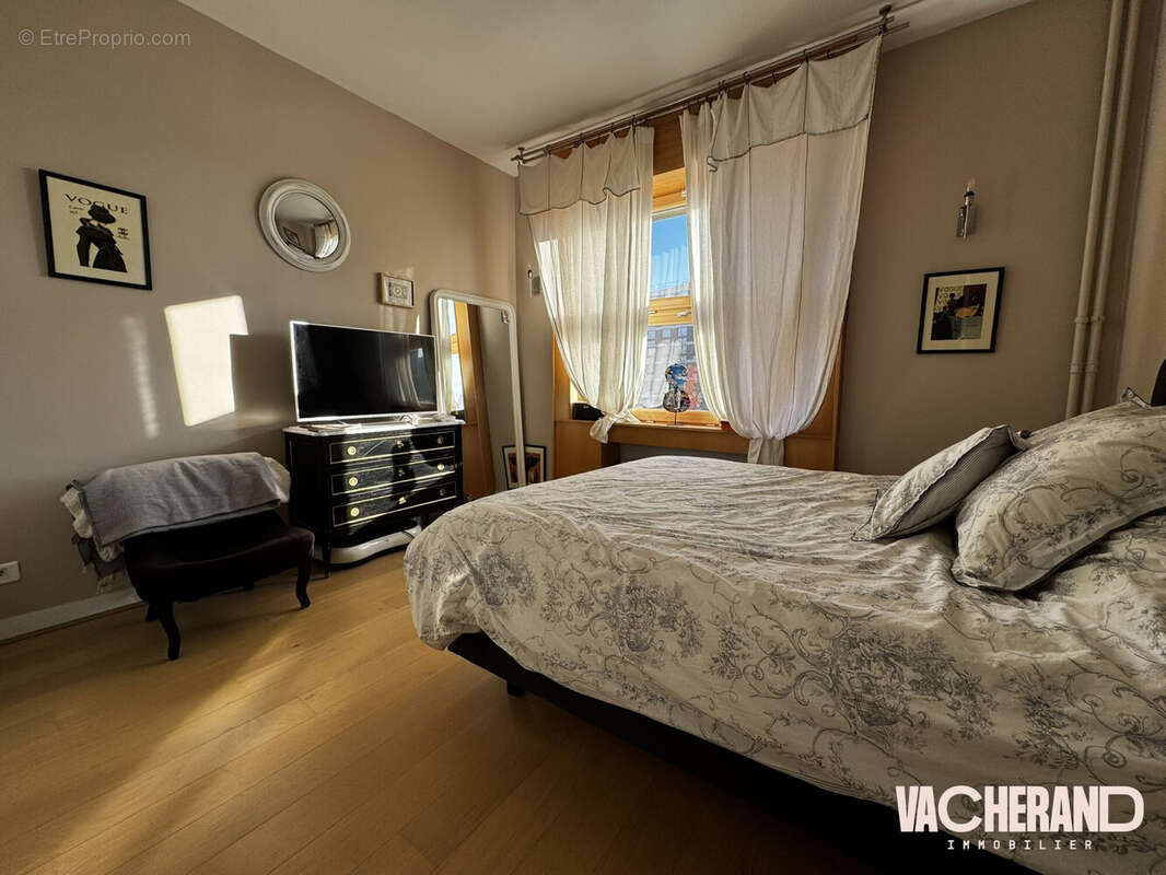 Appartement 145 m² à Lille  - photo 5