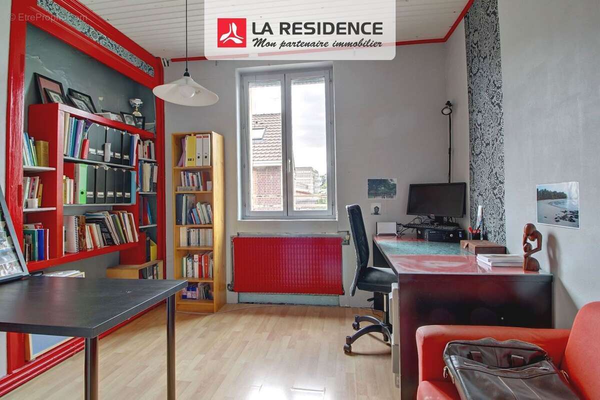 Maison à SAINT-ETIENNE-DU-ROUVRAY