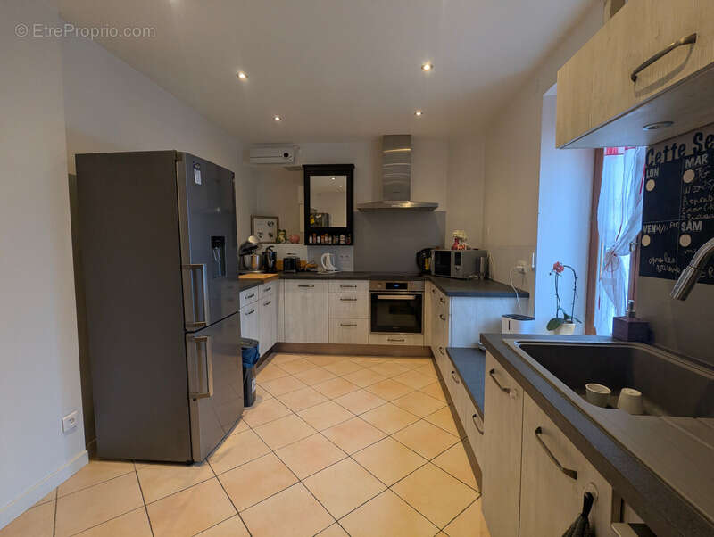 Maison à NOTRE-DAME-DE-MESAGE