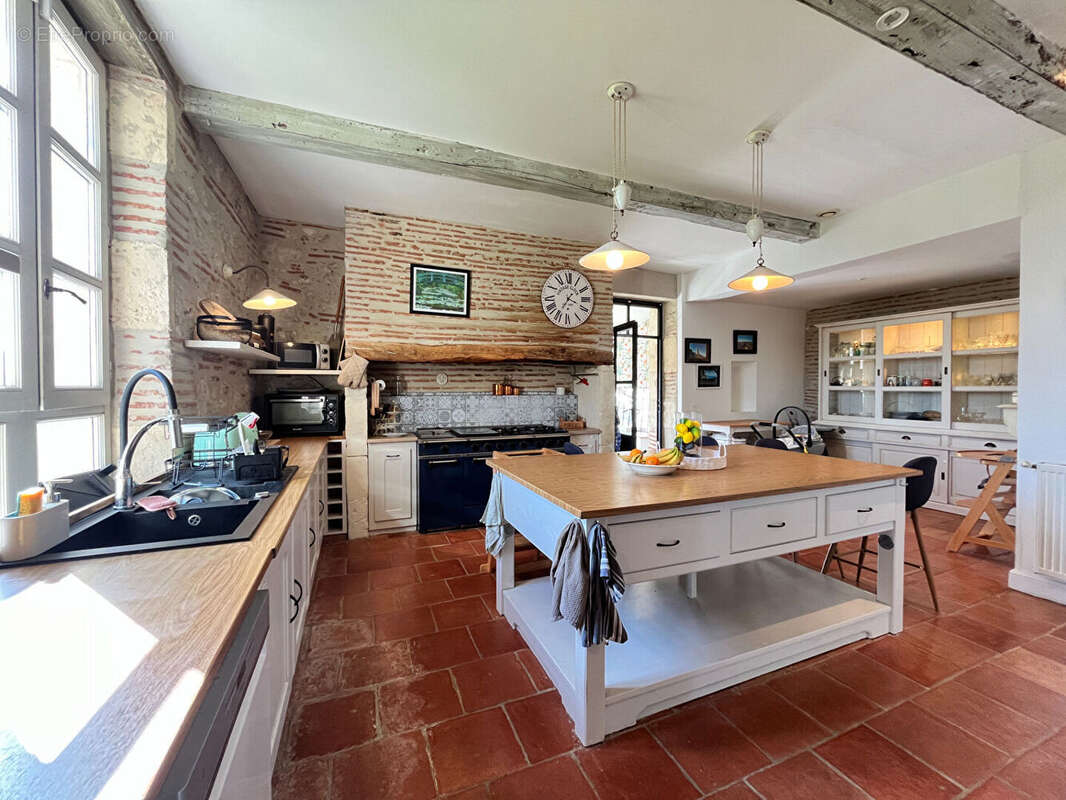 Maison à VILLENEUVE-SUR-LOT