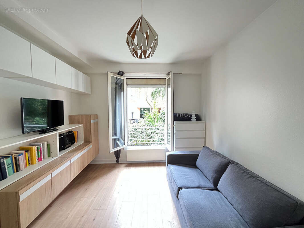 Appartement à SURESNES