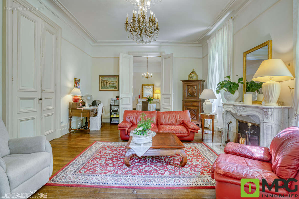 Maison à VILLENEUVE-SUR-LOT