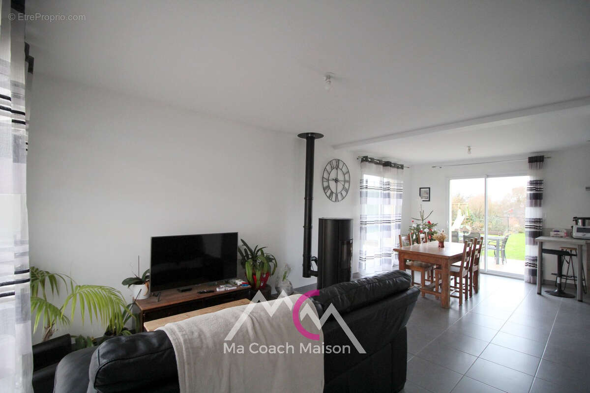 Maison à SAINTE-ANNE-SUR-BRIVET