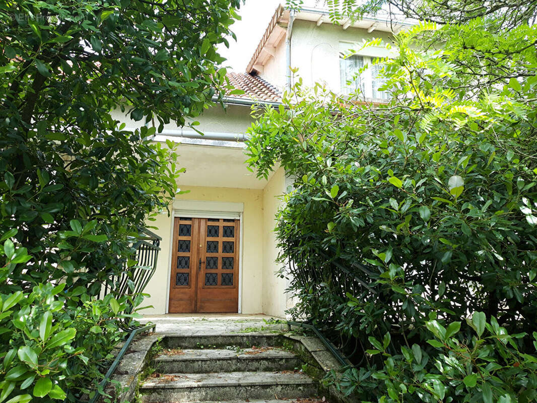 Maison à CHATELLERAULT