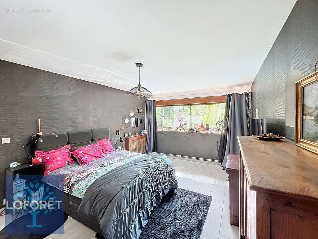 Maison à SAINT-REMY-L&#039;HONORE