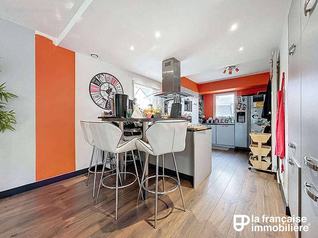 Maison à MONTAUBAN-DE-BRETAGNE