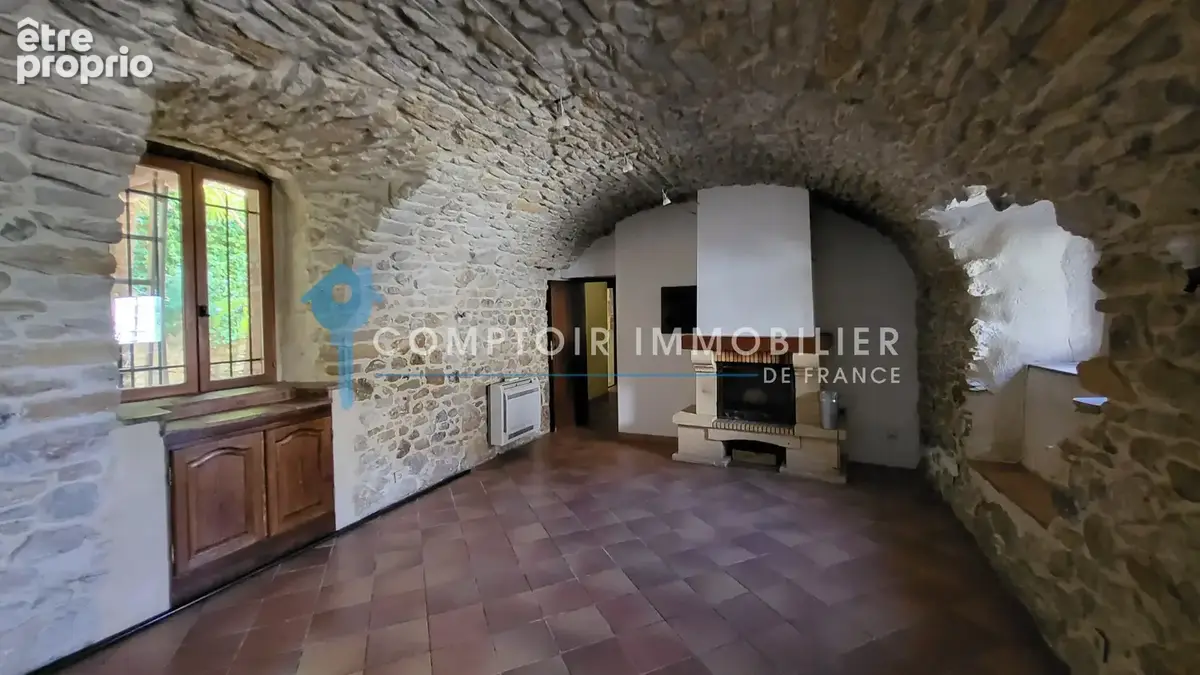 DPT GARD (30), à vendre, SAINT CHRISTOL LES ALES, maison de village type 6 de 132m2 habitables avec cour, terr - photo 4
