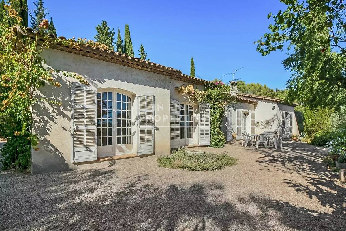 Maison à GRASSE