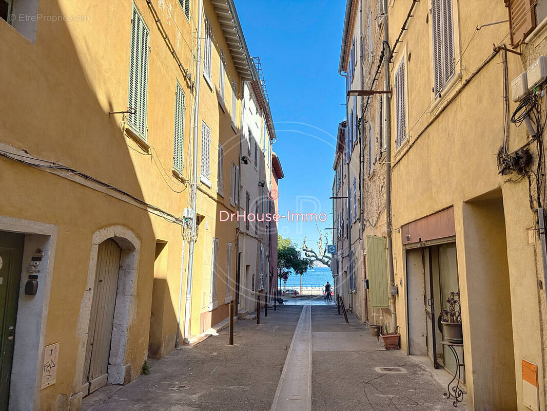 Appartement 80 m² à La Ciotat  - photo 1