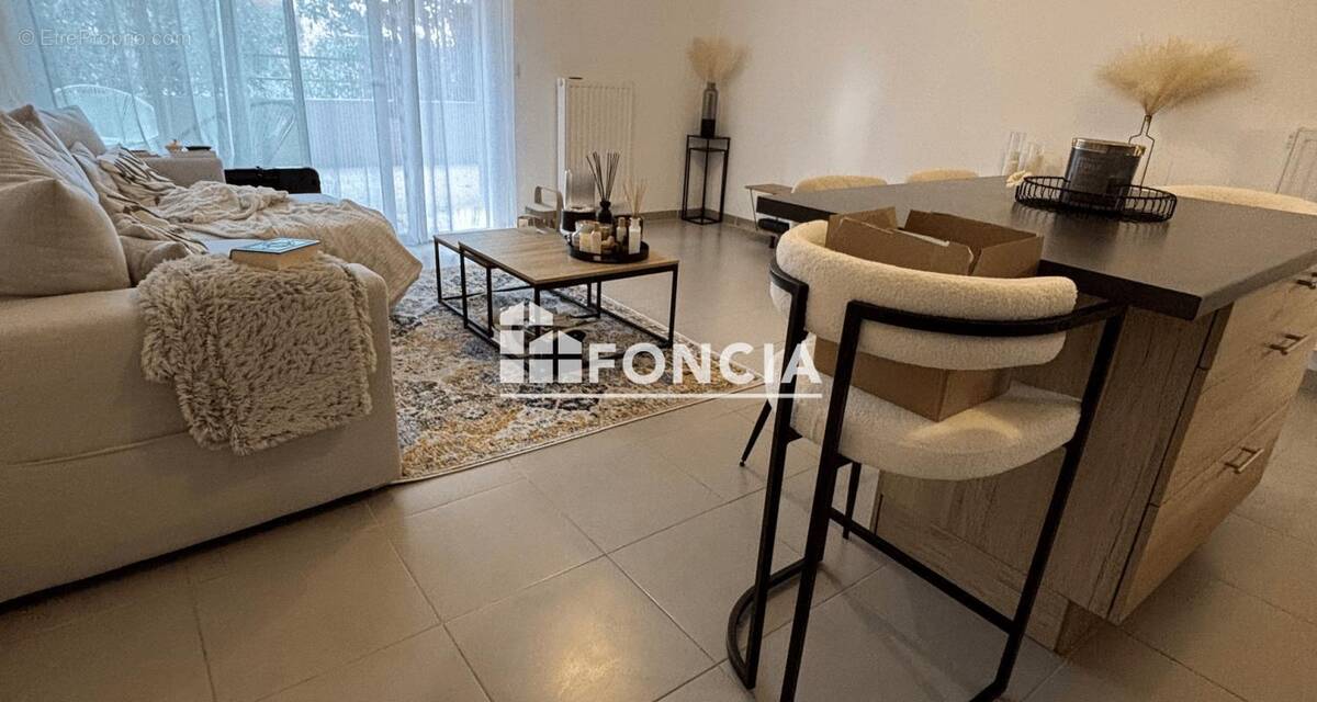 Appartement à HYERES