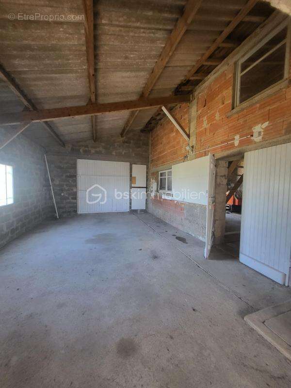Maison en pierre rénovée à LECTOURE avec JARDIN- 3 CHAMBRES - photo 14