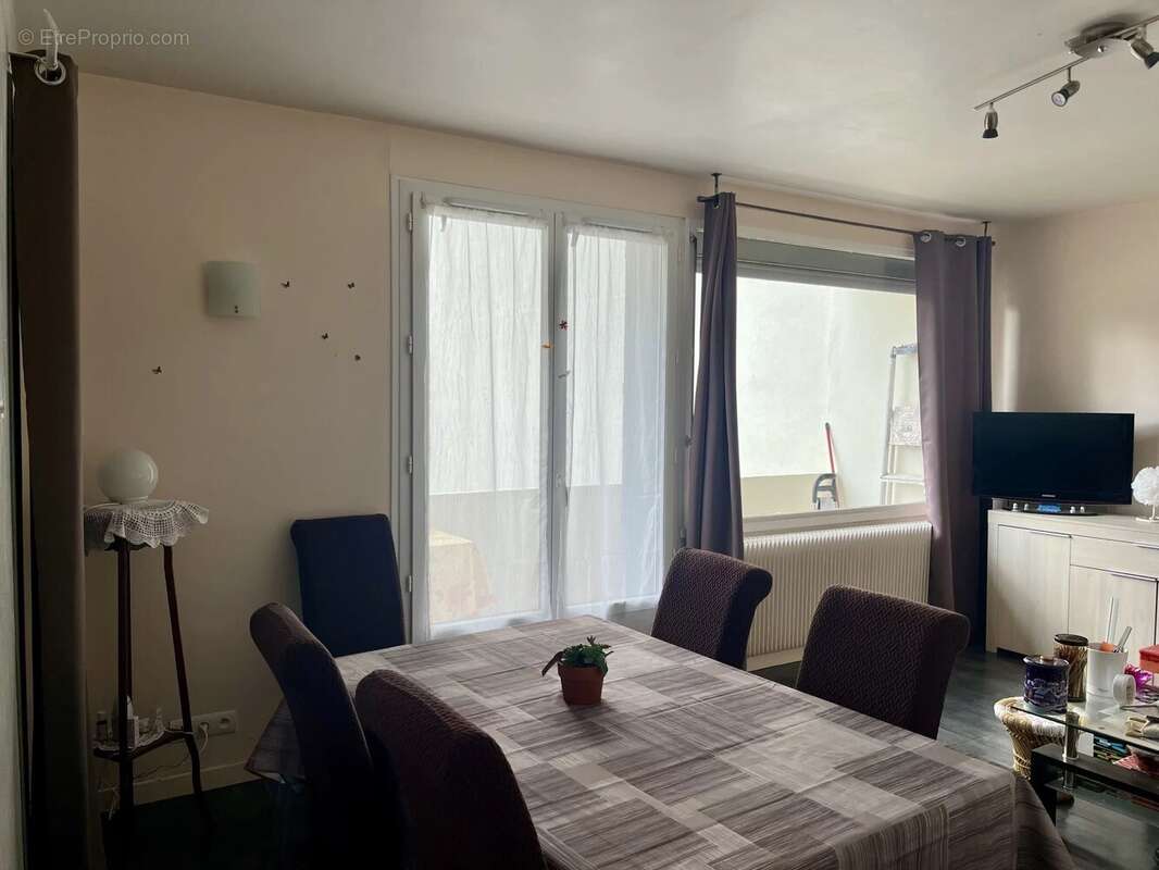 Appartement à IRIGNY