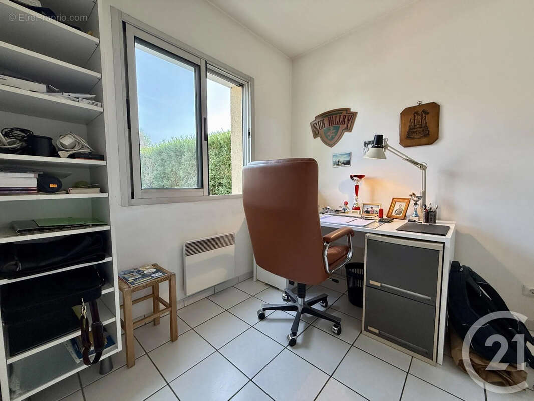 Maison à VULAINES-SUR-SEINE