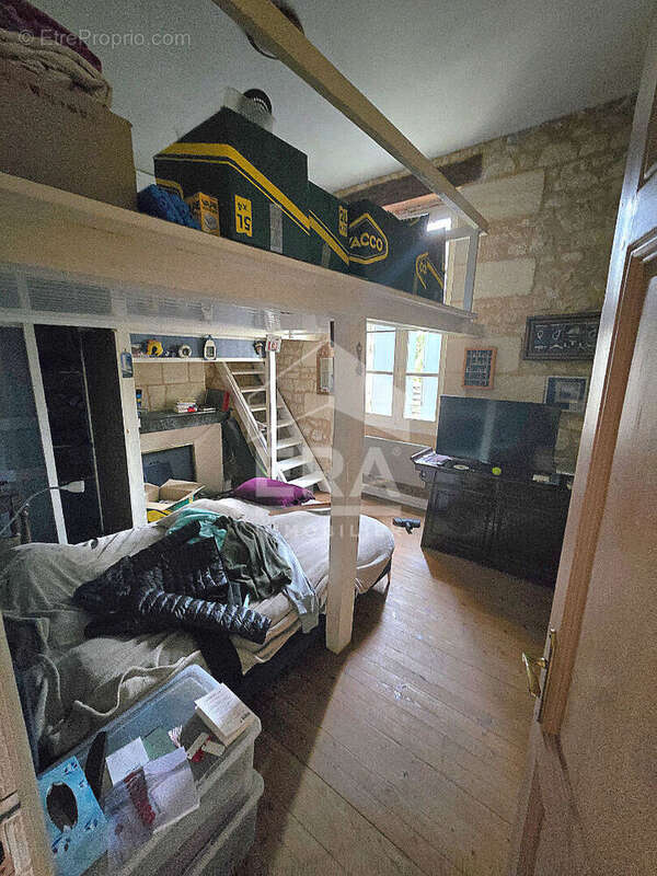 Maison à SAINT-SEURIN-SUR-L&#039;ISLE