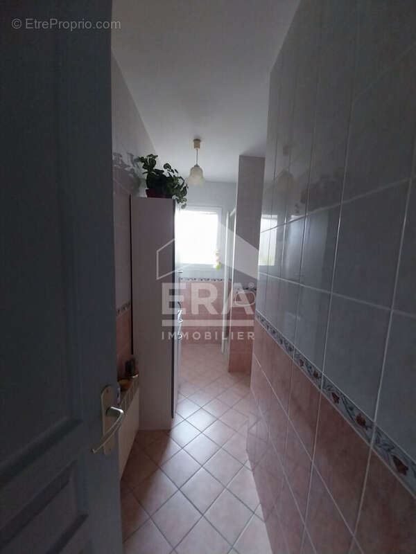 Maison à SAINT-CHRISTOLY-DE-BLAYE