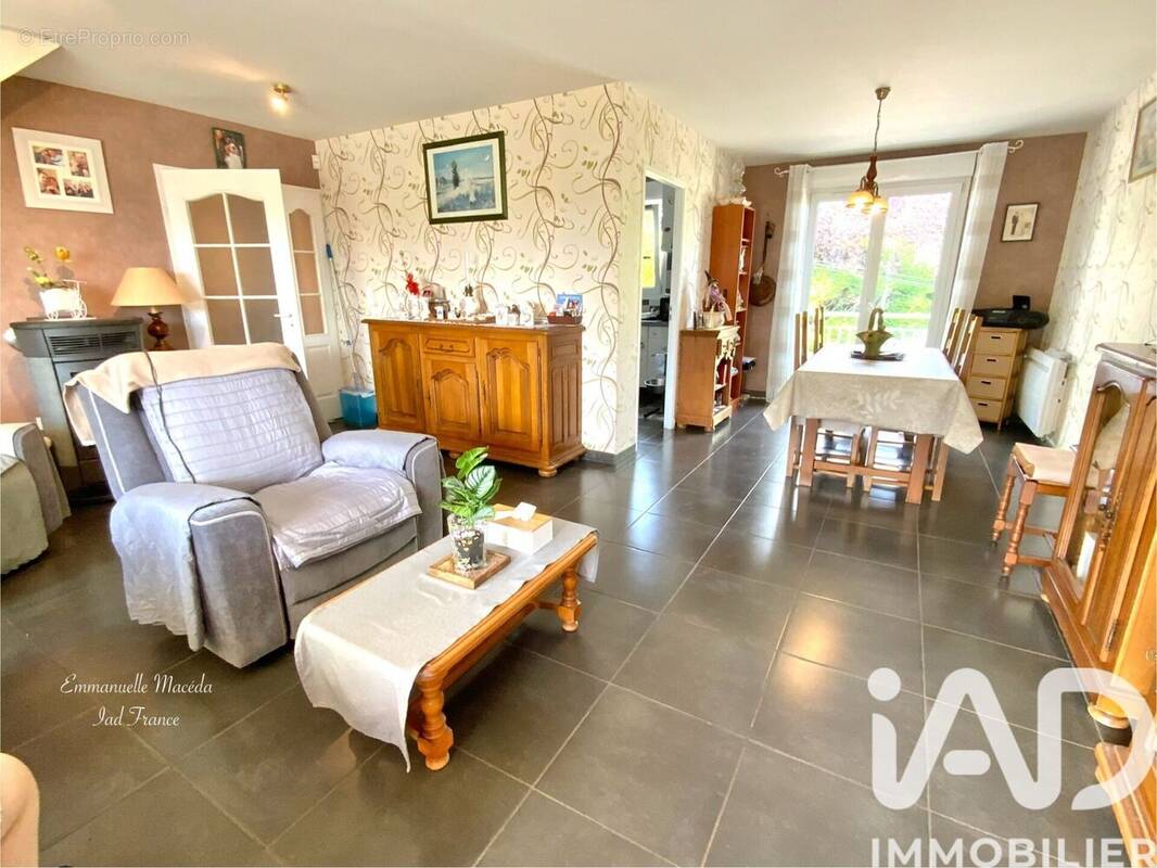 Photo 1 - Maison à NEUVES-MAISONS