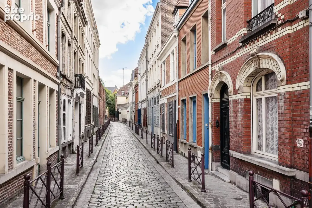 Maison 5 pièces 146 m² à vendre à Lille (59800) - photo 1
