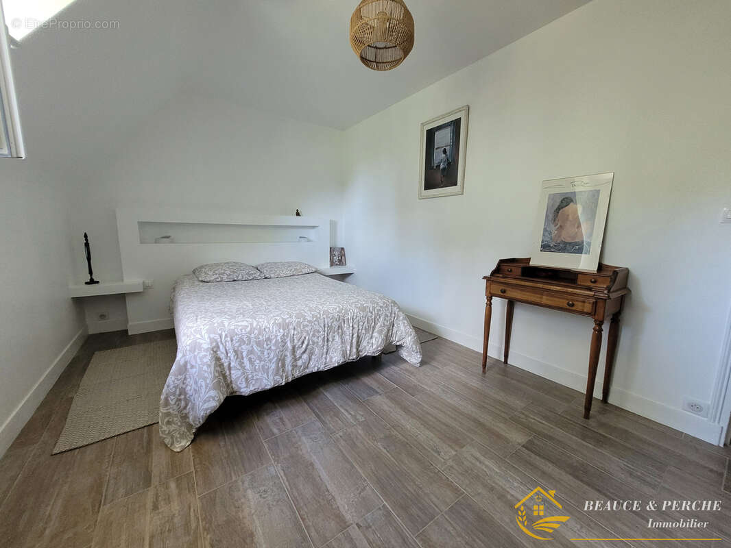 Maison à BROU