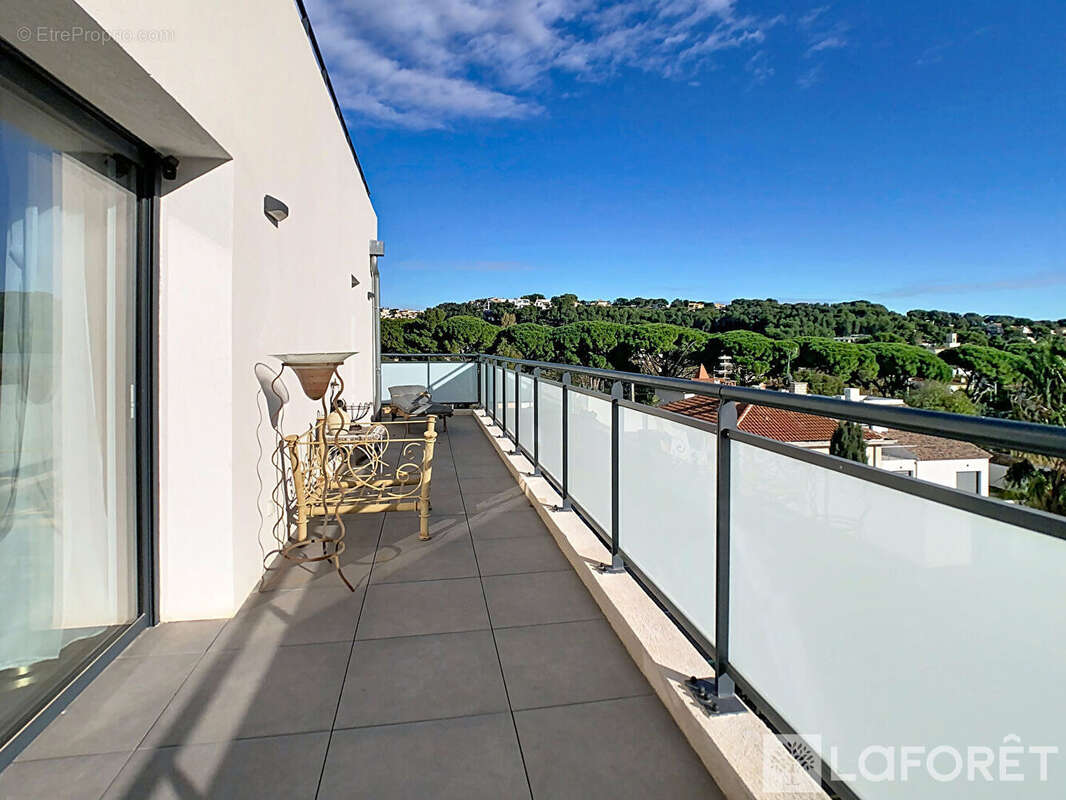 Appartement à CARRY-LE-ROUET