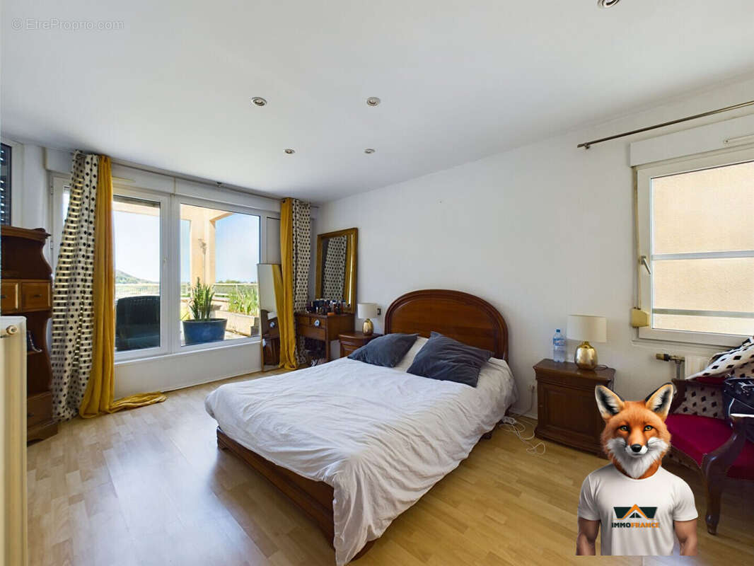 Appartement 160 m² à Besancon  - photo 9