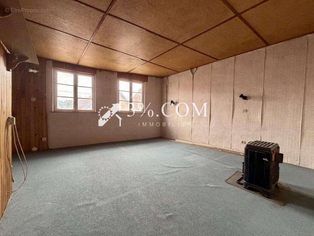 3%.com - en exclusivité - à bouxwiller maison mitoyenne à r - photo 6