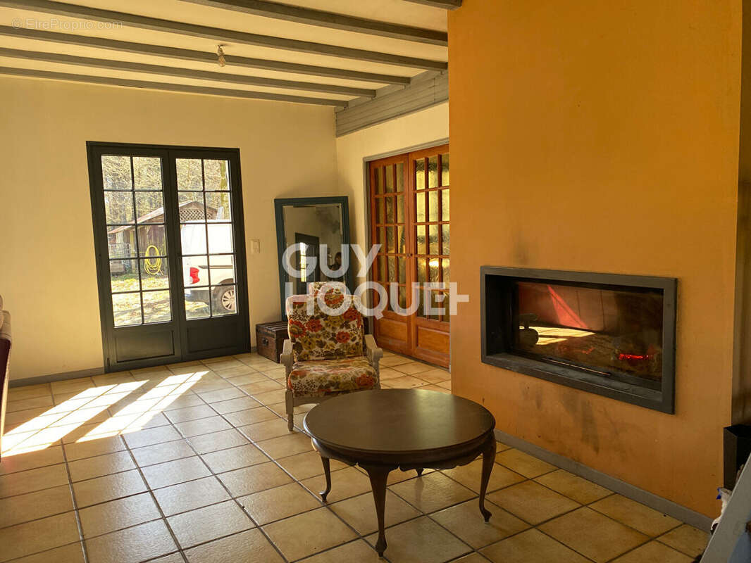 Maison à RION-DES-LANDES